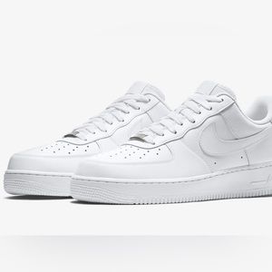Nike Women’s Air Force 1